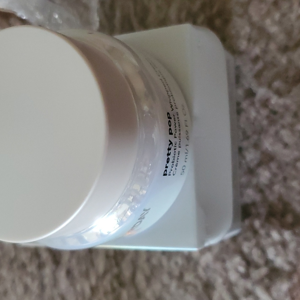 Saturday skin / probiotic whip creme full size boxed amazing free gift 🎁